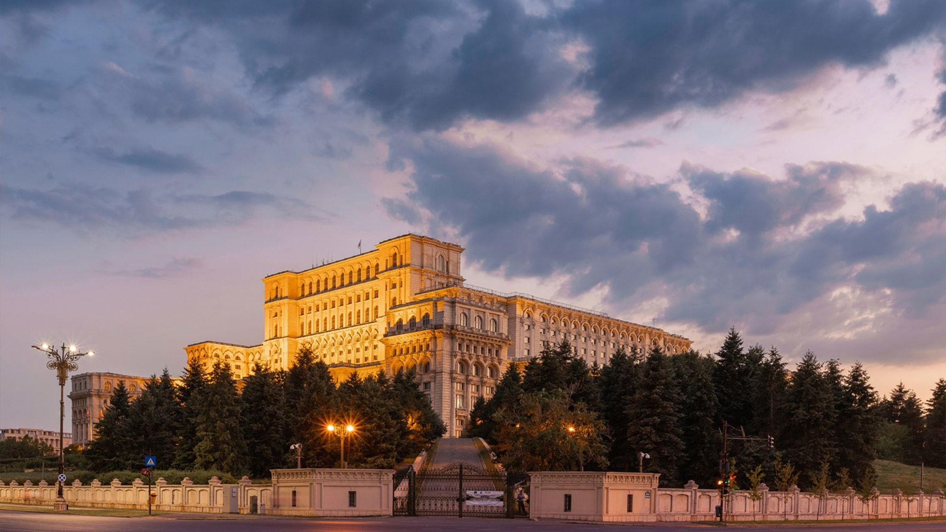 With PayPorter, you can make fast, easy and safe money transfers to Romania at the most affordable prices!