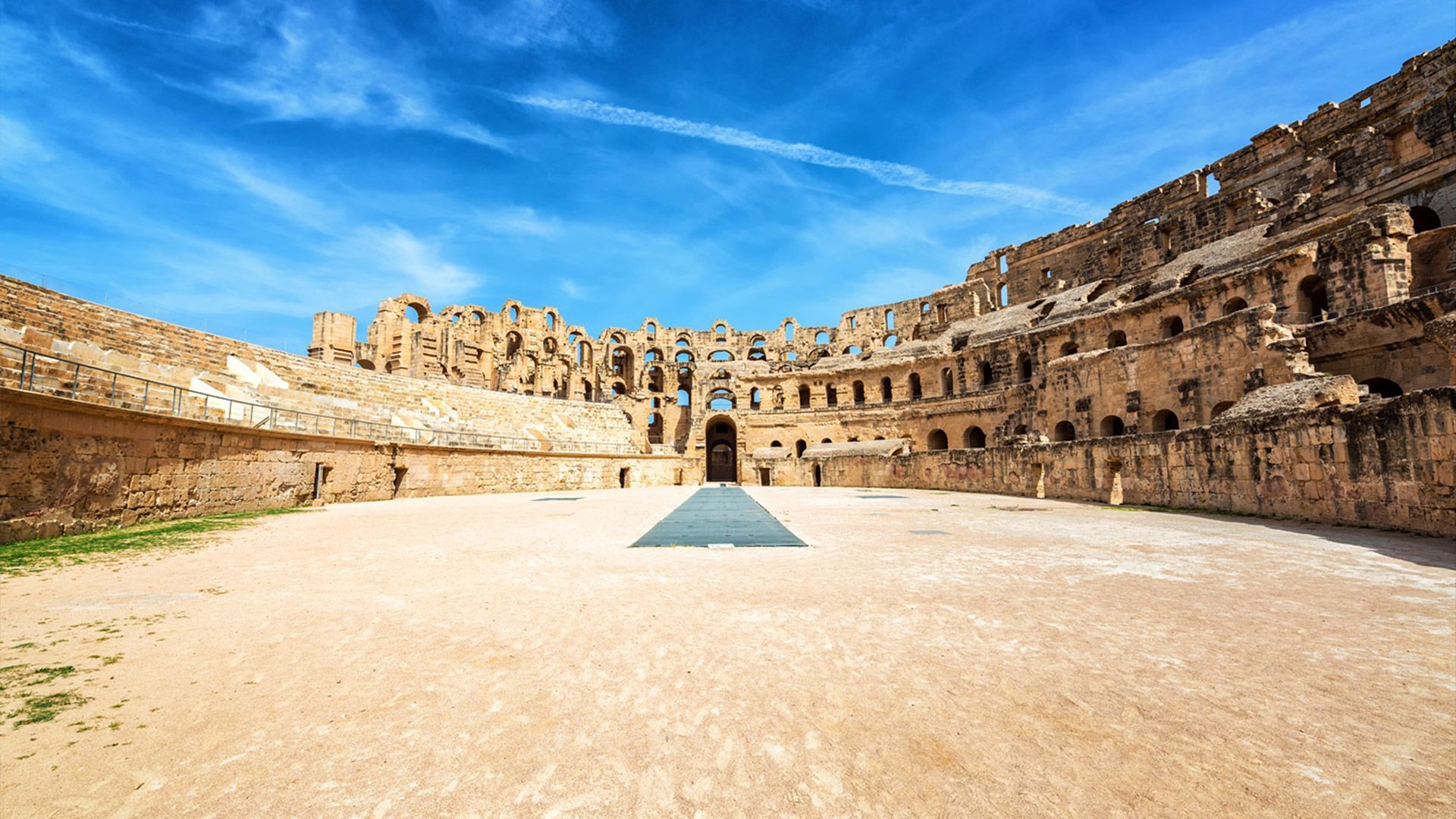 With PayPorter, you can make fast, easy and safe money transfers to  Tunisia at the most affordable prices!